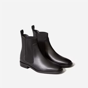 Everlane square toe Chelsea Boot Black Leather, Size 9.5